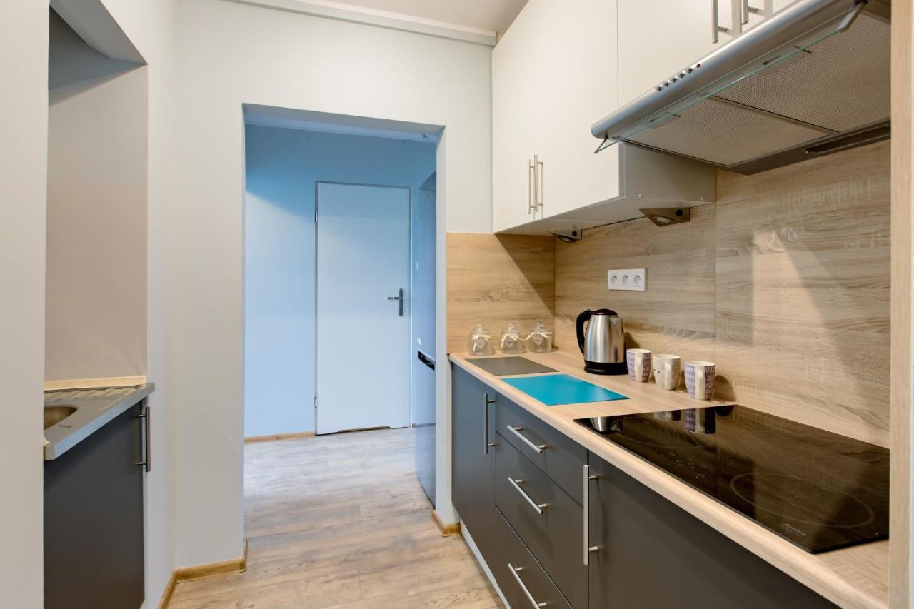 Krzywon 8 Rooms Warsaw Exterior photo
